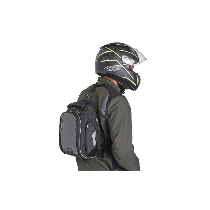 GIVI BOLSA DEPOSITO L/XSTREAM F/4IMANES OP/TFS 15LTS C/PORTATA XS312 3 GIVI BOLSA DEPOSITO L/XSTREAM F/4IMANES OP/TFS 15LTS C/PORTATA XS312 - Imagen 3