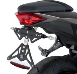 Barracuda PORTAMATRICULAS UNIVERSAL N6104-BN